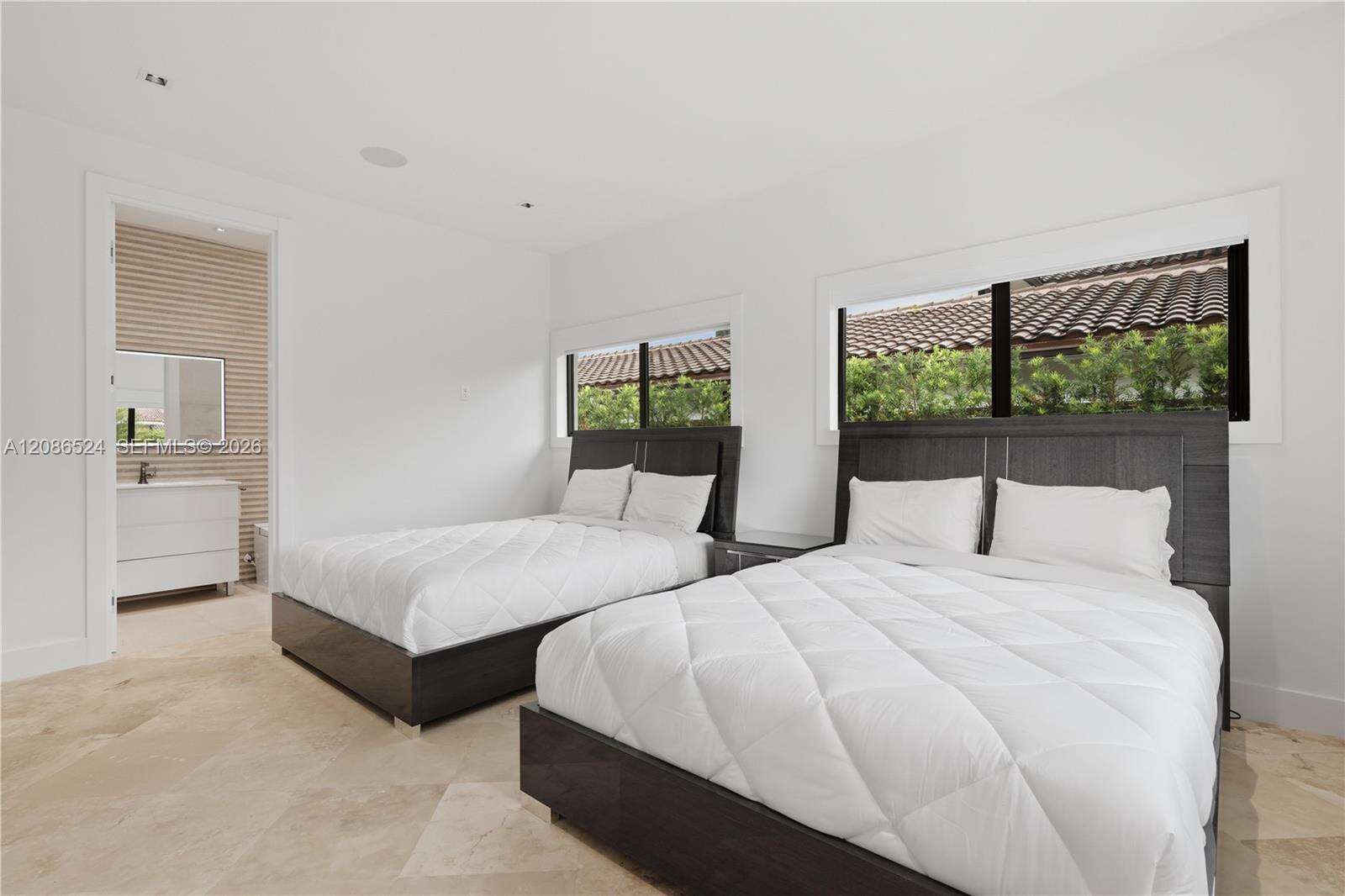 415 Holiday Dr, Hallandale Beach, FL 33009 - For Sale photo 46