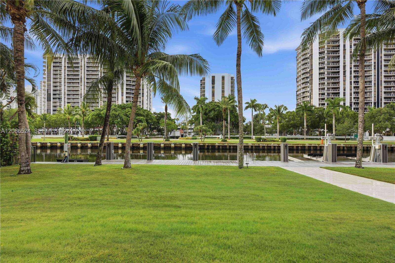415 Holiday Dr, Hallandale Beach, FL 33009 - For Sale photo 66