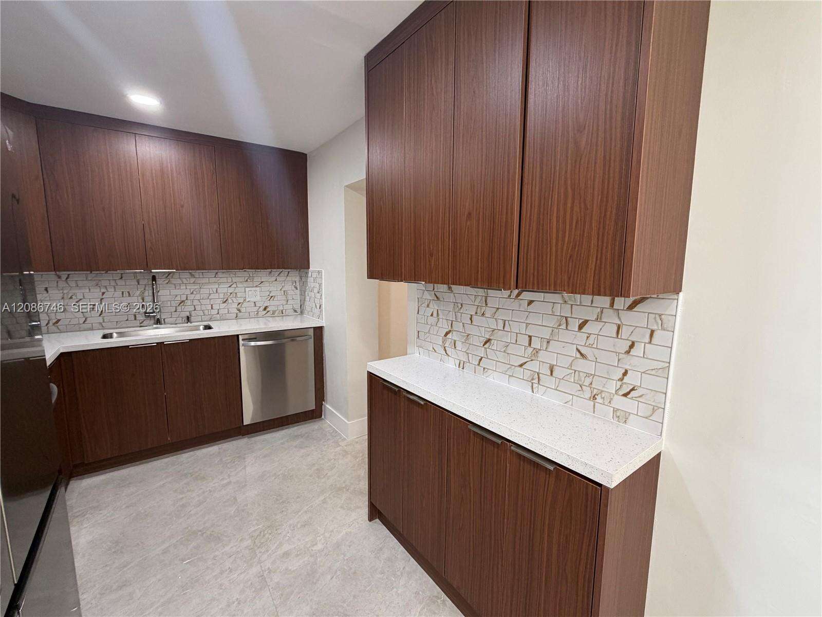 1610 70th Ave, Hollywood, FL 33024 - For Sale photo 5