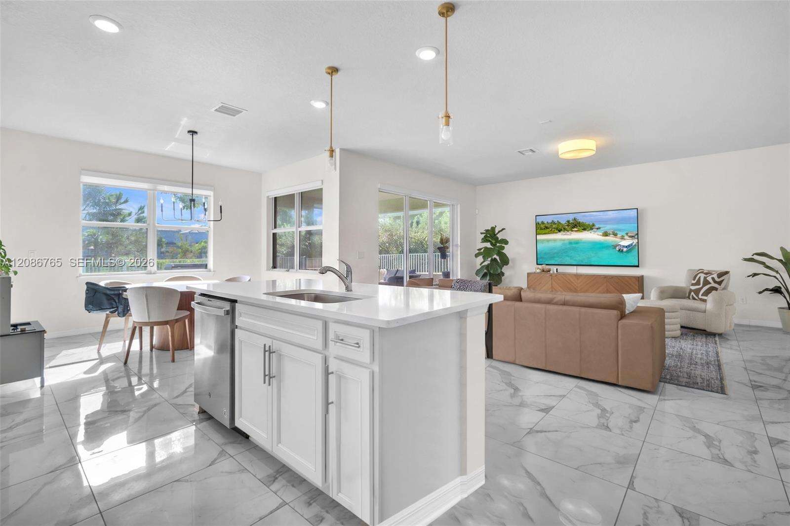 1487 Pongam Ter, Hollywood, FL 33021 - For Sale photo 18