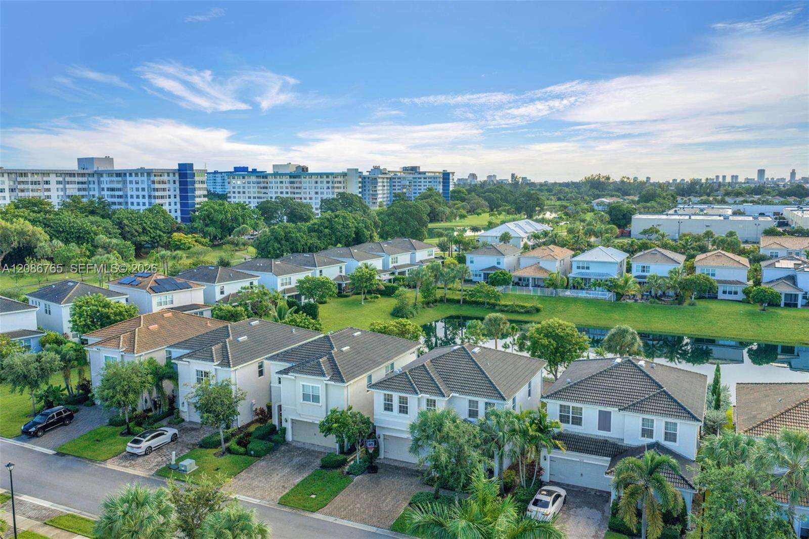 1487 Pongam Ter, Hollywood, FL 33021 - For Sale photo 4