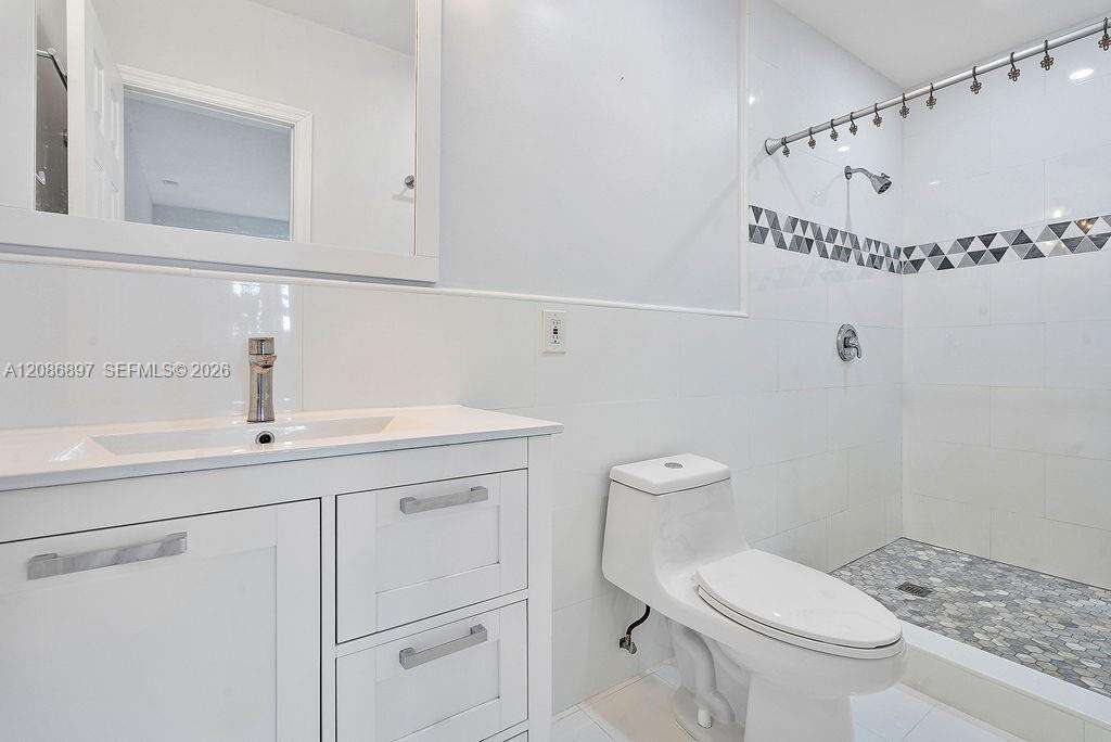 2475 214th St, Aventura, FL 33180 - For Sale photo 23