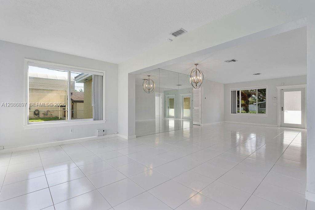 2475 214th St, Aventura, FL 33180 - For Sale photo 9