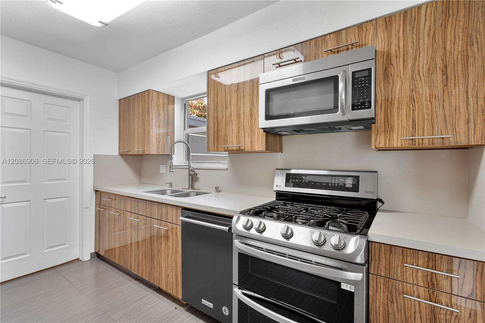 2505 214th St, Aventura, FL 33180 - For Sale photo 12