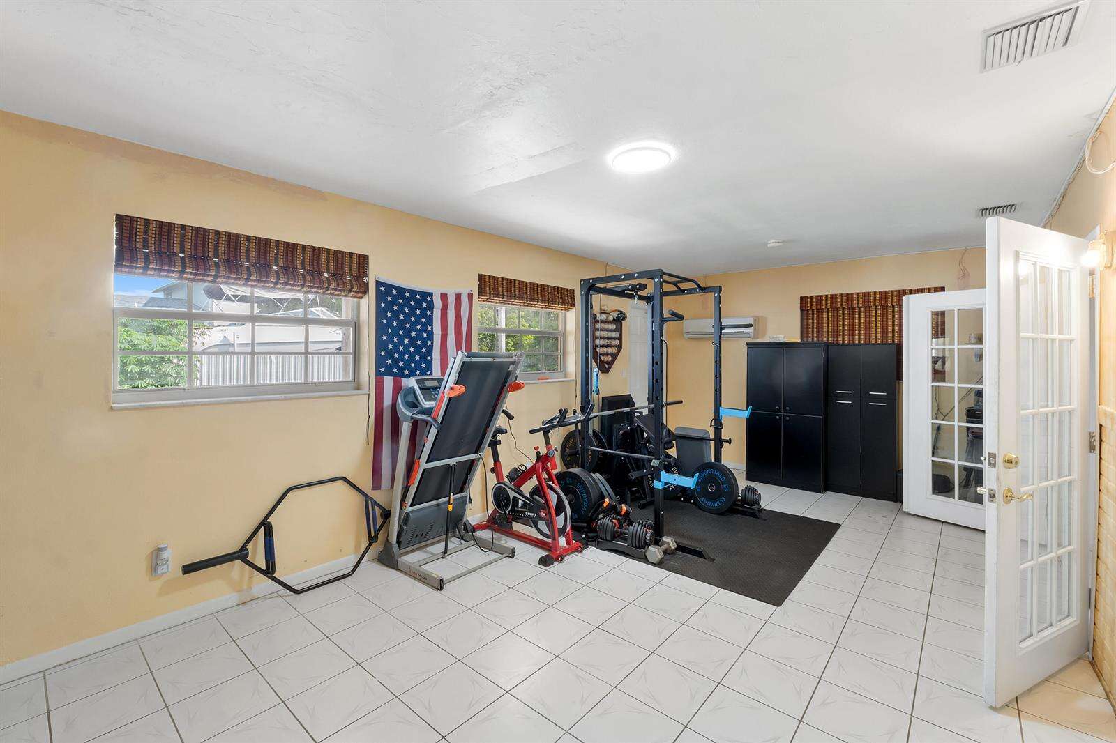 7081 Taylor, Hollywood, FL 33024 - For Sale photo 13