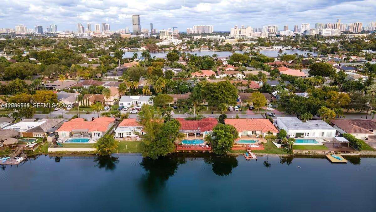 21250 23rd Ave, Miami, FL 33180 - For Sale photo 1