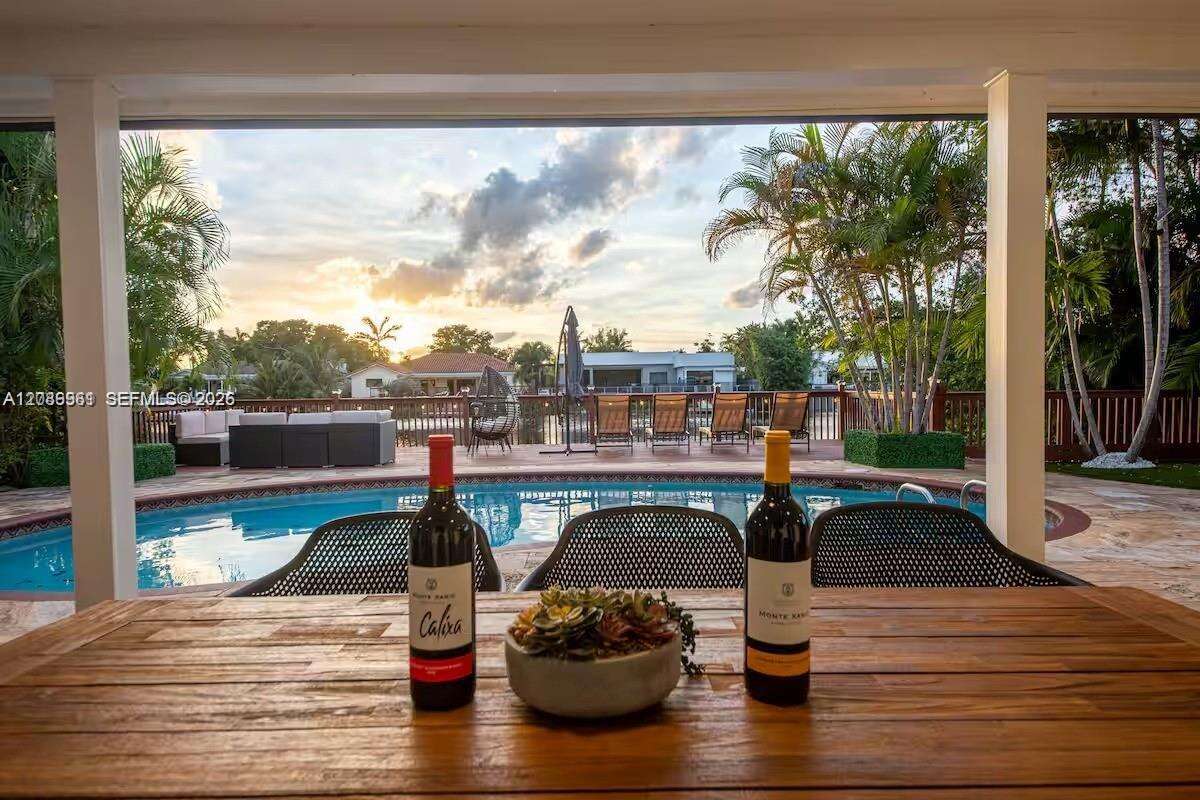 21250 23rd Ave, Miami, FL 33180 - For Sale photo 5