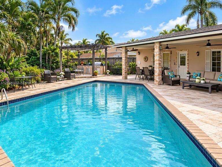 14760 156th St, Miami, FL 33187 - For Sale photo 14