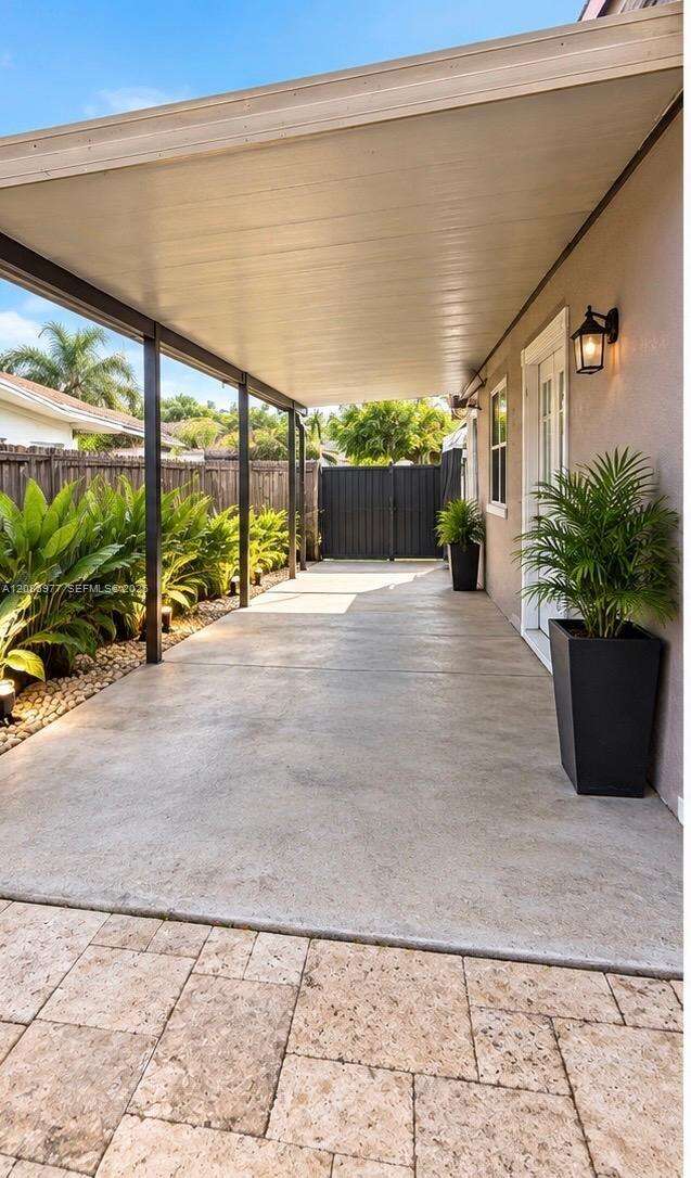 14760 156th St, Miami, FL 33187 - For Sale photo 16