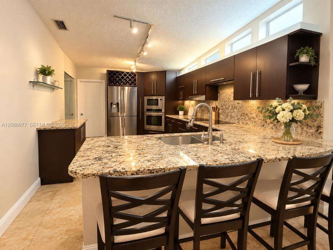 14760 156th St, Miami, FL 33187 - For Sale photo 3