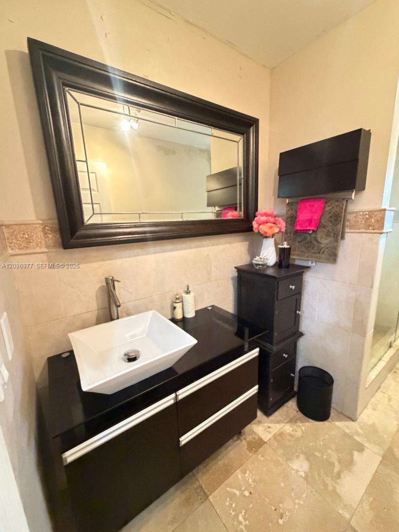 14760 156th St, Miami, FL 33187 - For Sale photo 6