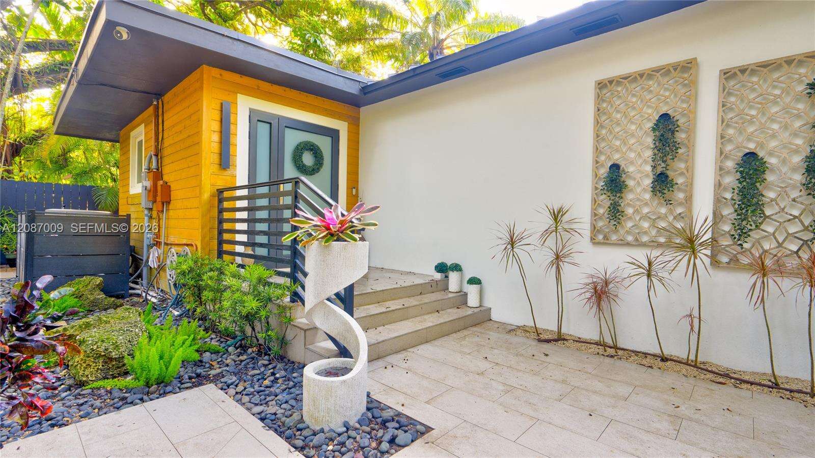 4080 Lybyer Ave, Miami, FL 33133 - For Sale photo 4