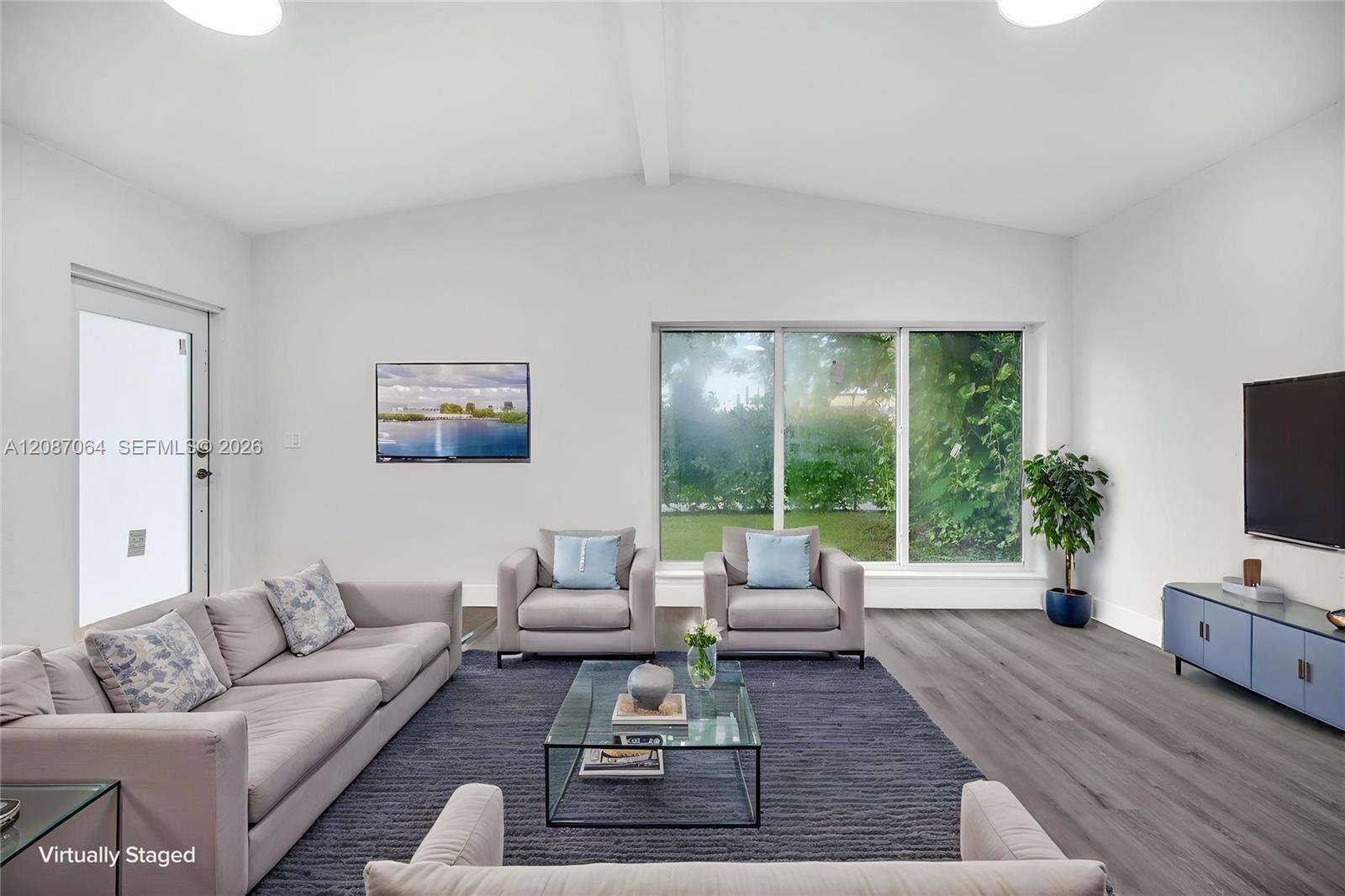1018 7th St, Hallandale Beach, FL 33009 - For Sale photo 20