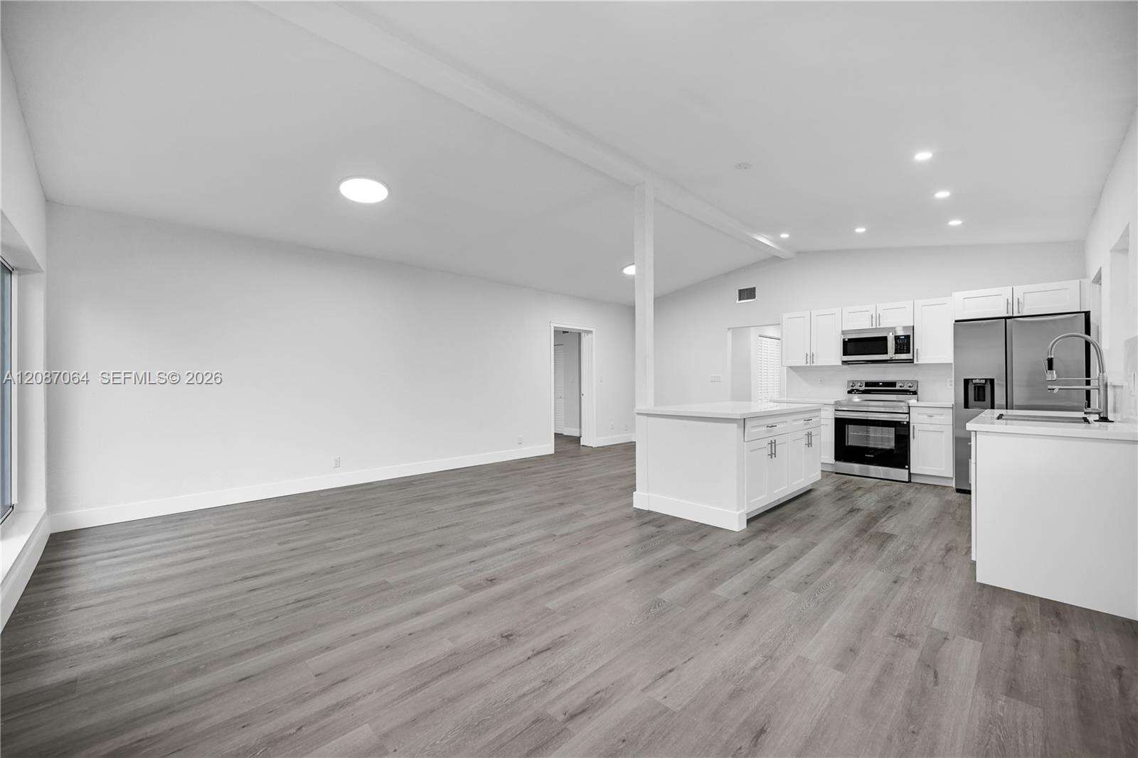 1018 7th St, Hallandale Beach, FL 33009 - For Sale photo 23