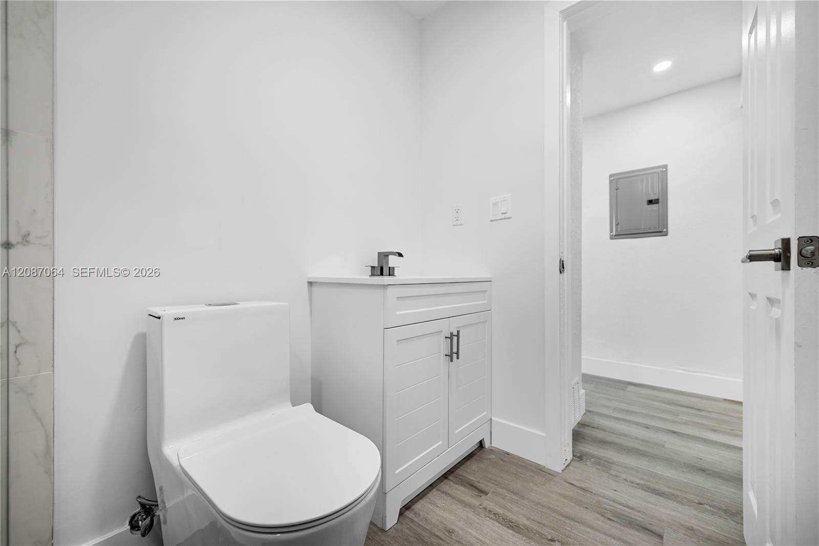 1018 7th St, Hallandale Beach, FL 33009 - For Sale photo 29