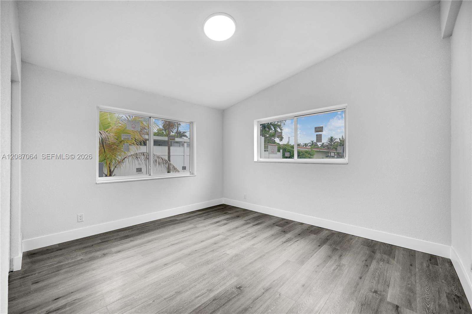 1018 7th St, Hallandale Beach, FL 33009 - For Sale photo 35