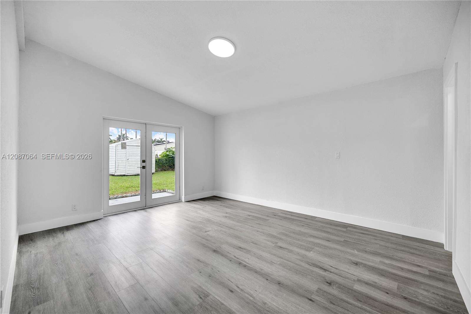 1018 7th St, Hallandale Beach, FL 33009 - For Sale photo 44