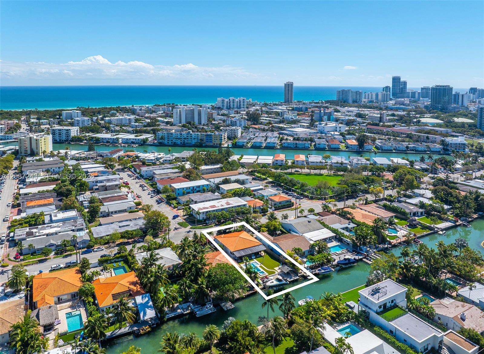 7940 Hawthorne Ave, Miami Beach, FL 33141 - For Sale photo 1