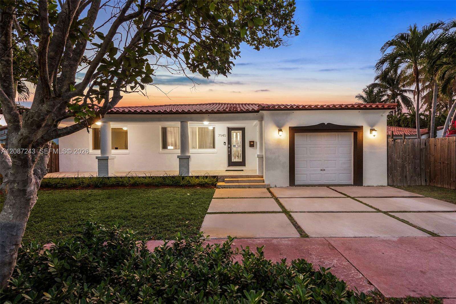 7940 Hawthorne Ave, Miami Beach, FL 33141 - For Sale photo 12