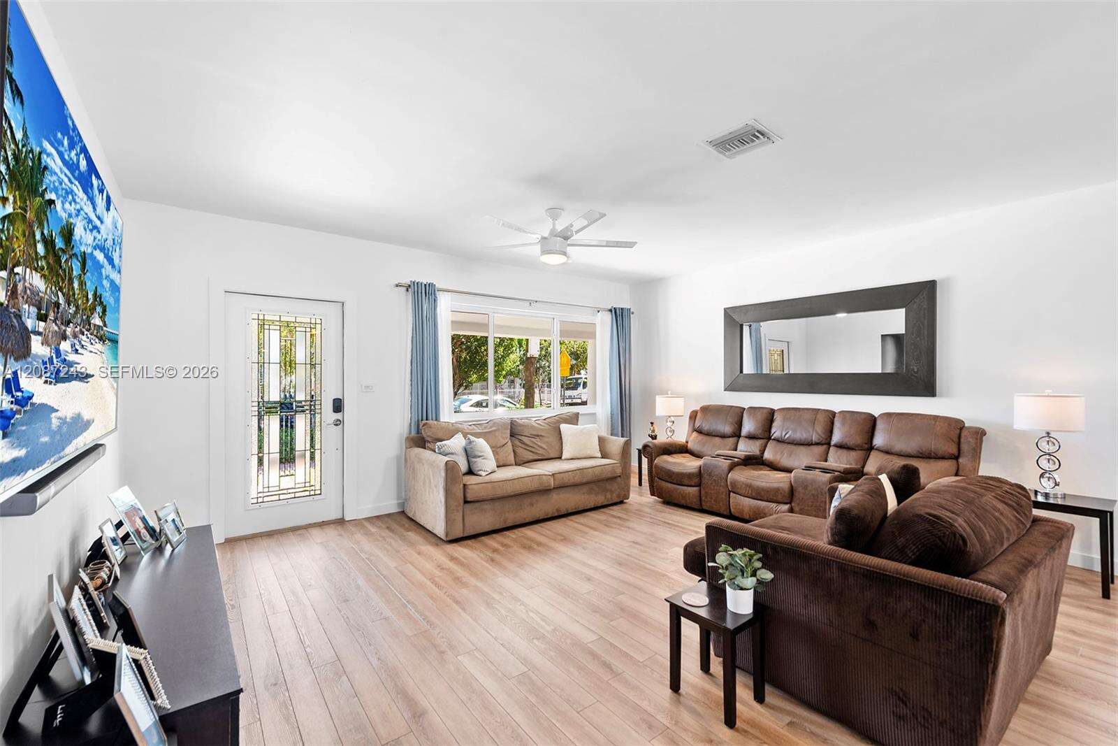 7940 Hawthorne Ave, Miami Beach, FL 33141 - For Sale photo 16