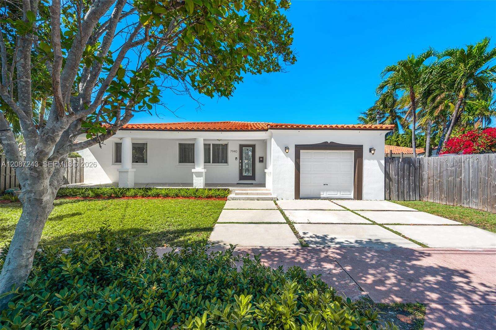 7940 Hawthorne Ave, Miami Beach, FL 33141 - For Sale photo 4