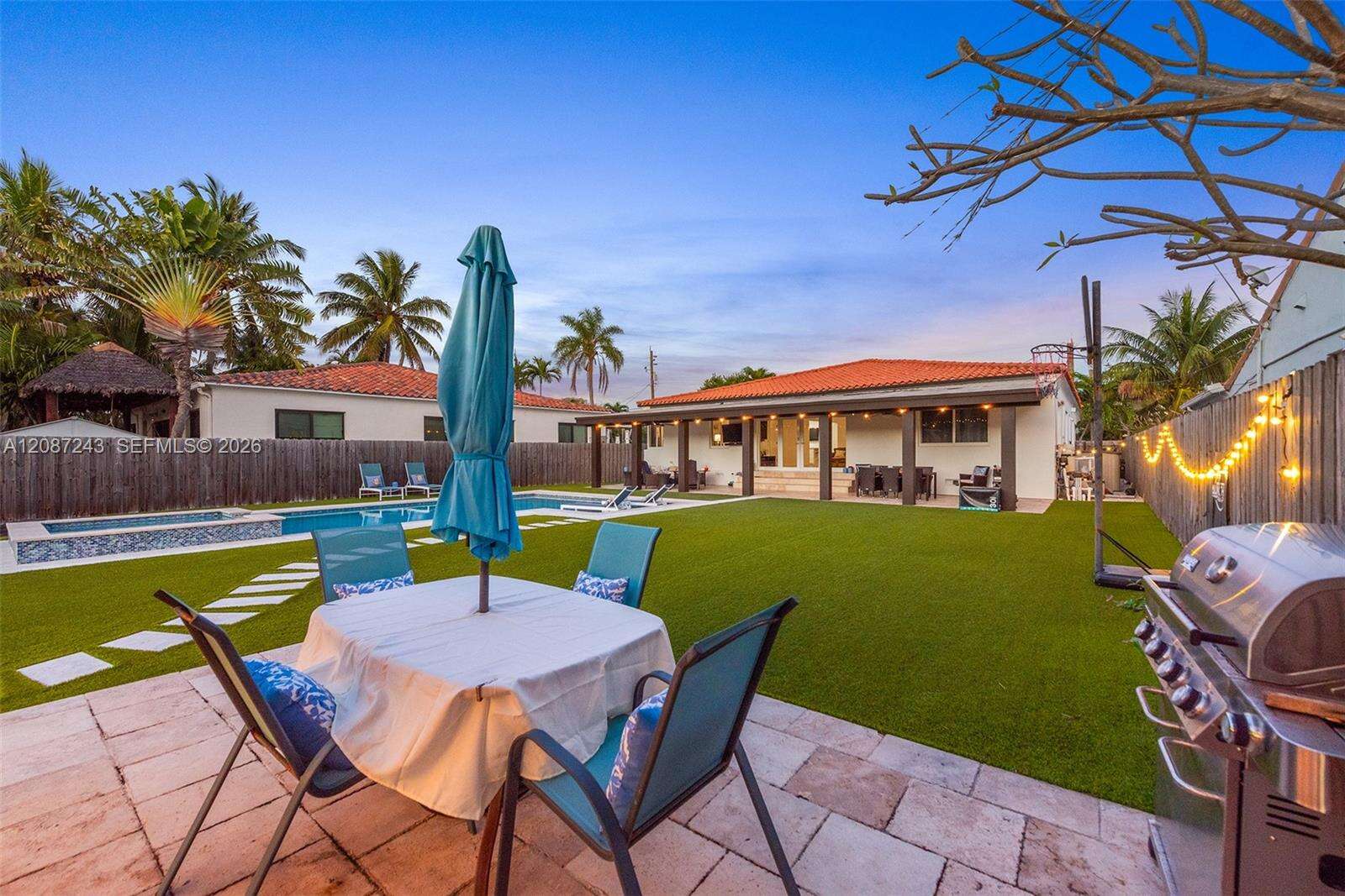 7940 Hawthorne Ave, Miami Beach, FL 33141 - For Sale photo 9