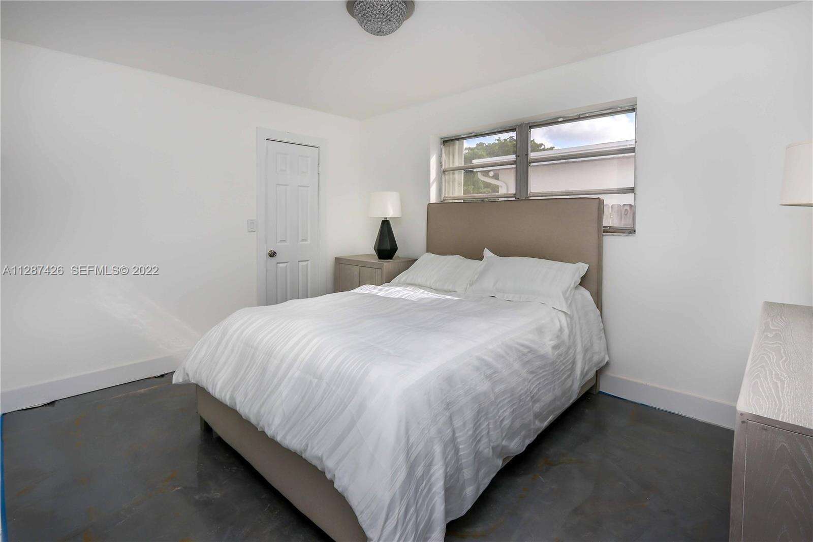 5017 Roosevelt, Hollywood, FL 33021 - For Sale photo 21