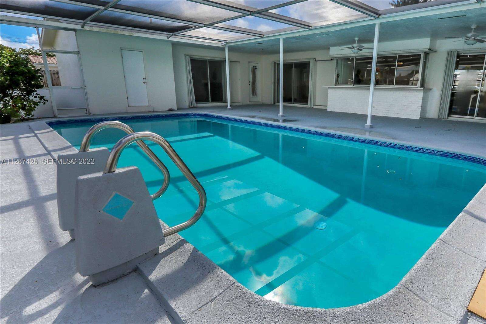 5017 Roosevelt, Hollywood, FL 33021 - For Sale photo 4
