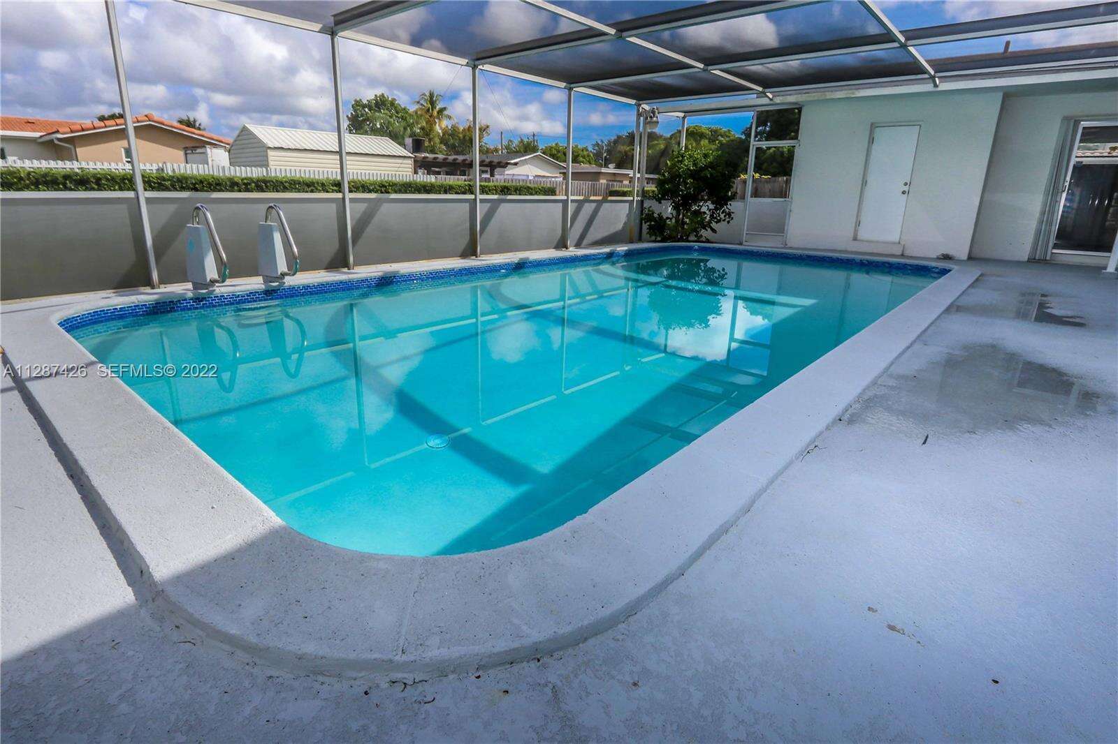 5017 Roosevelt, Hollywood, FL 33021 - For Sale photo 6