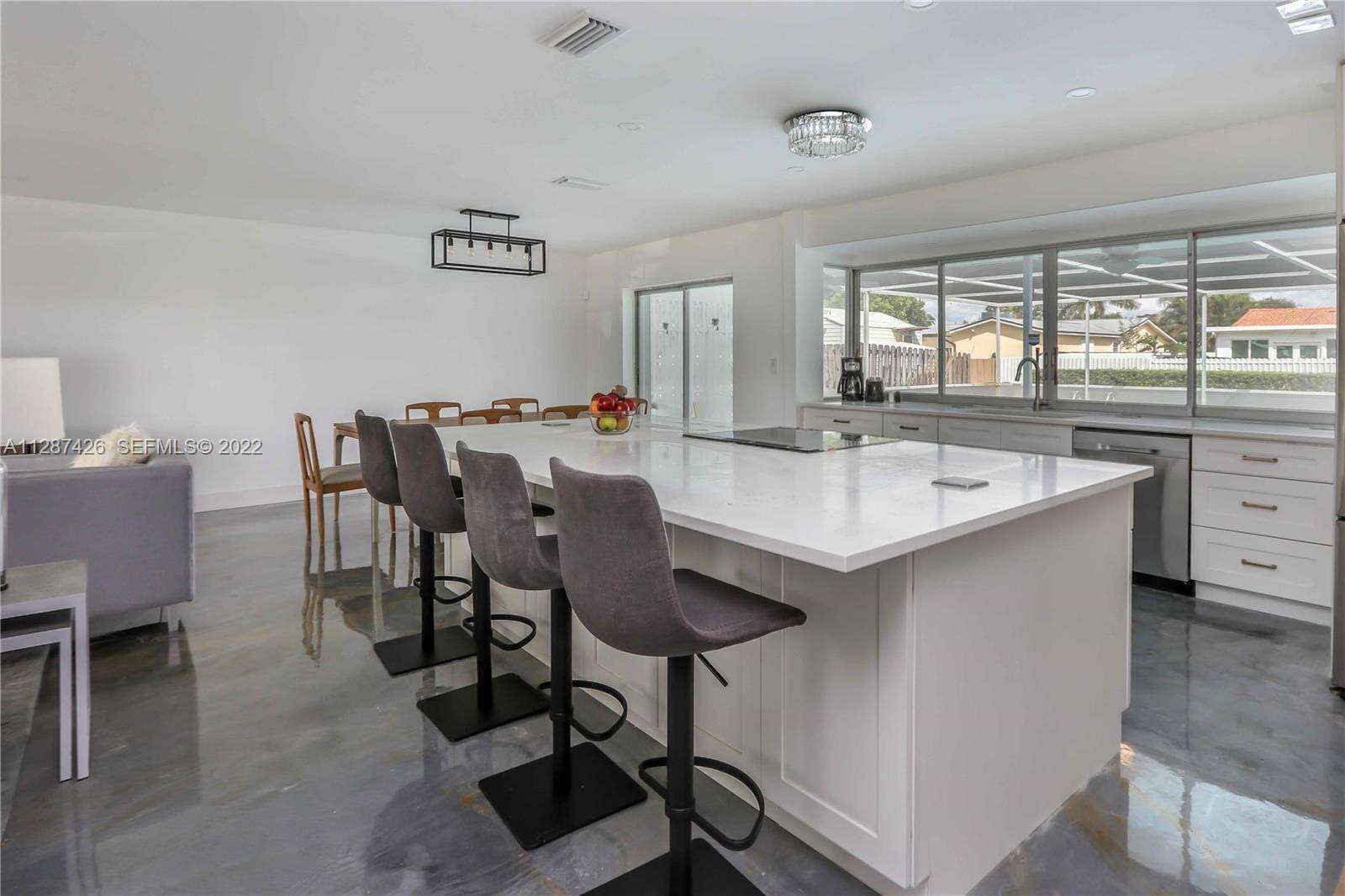 5017 Roosevelt, Hollywood, FL 33021 - For Sale photo 9