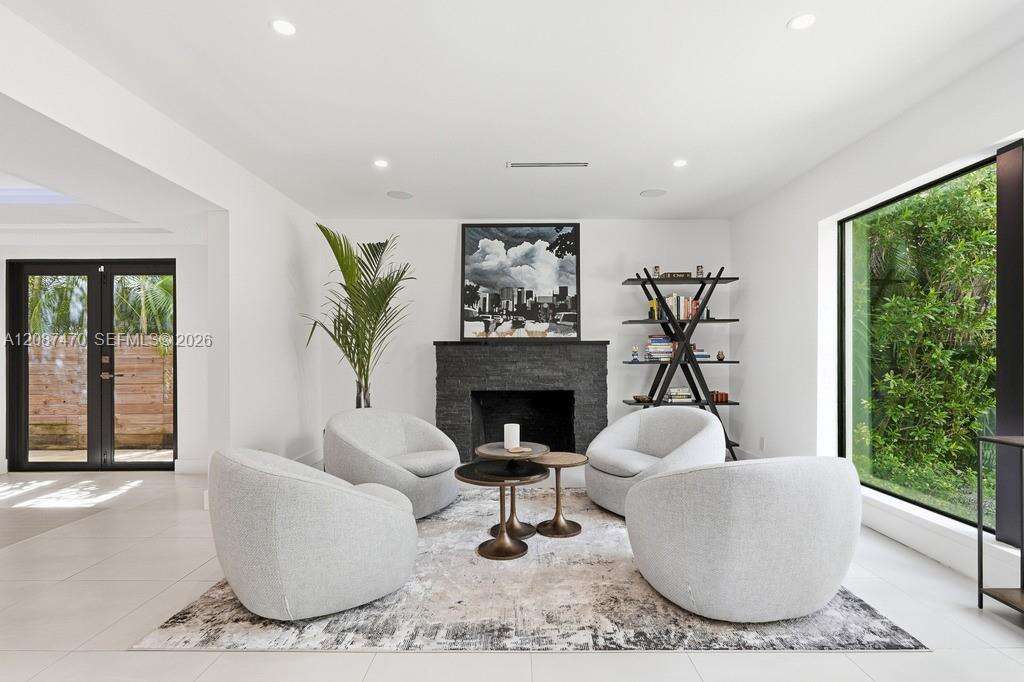 2225 Meridian Ave, Miami Beach, FL 33139 - For Sale photo 15