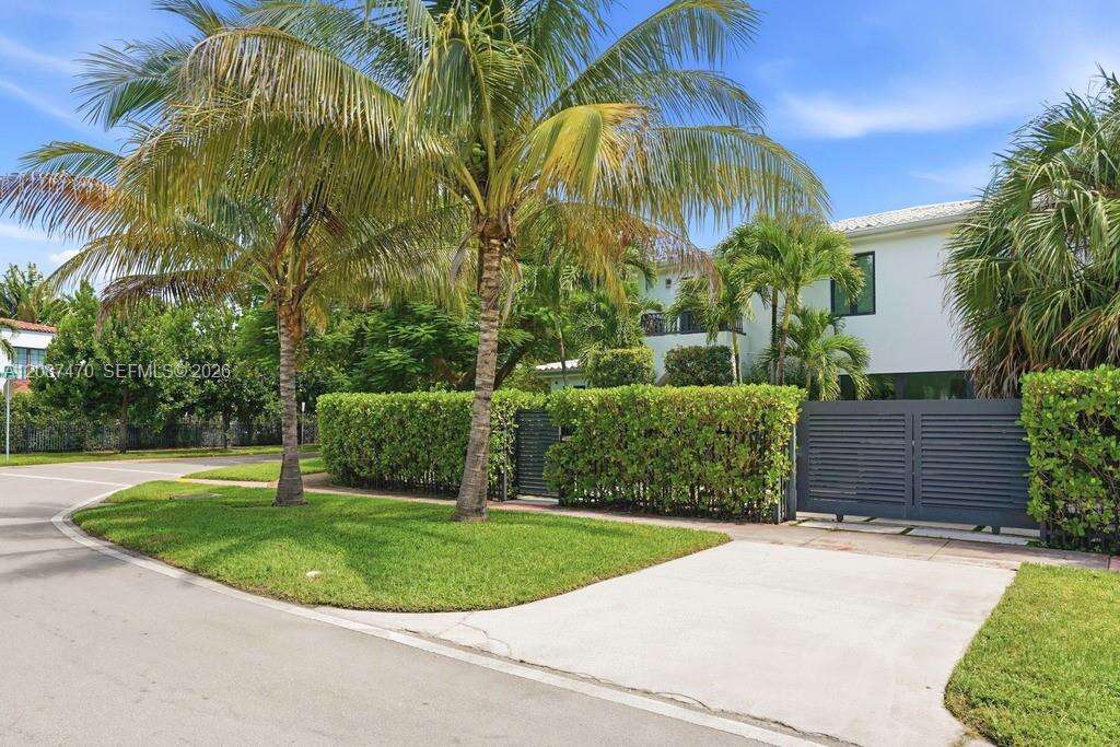 2225 Meridian Ave, Miami Beach, FL 33139 - For Sale photo 4