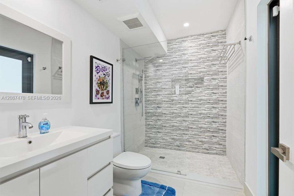 2225 Meridian Ave, Miami Beach, FL 33139 - For Sale photo 36