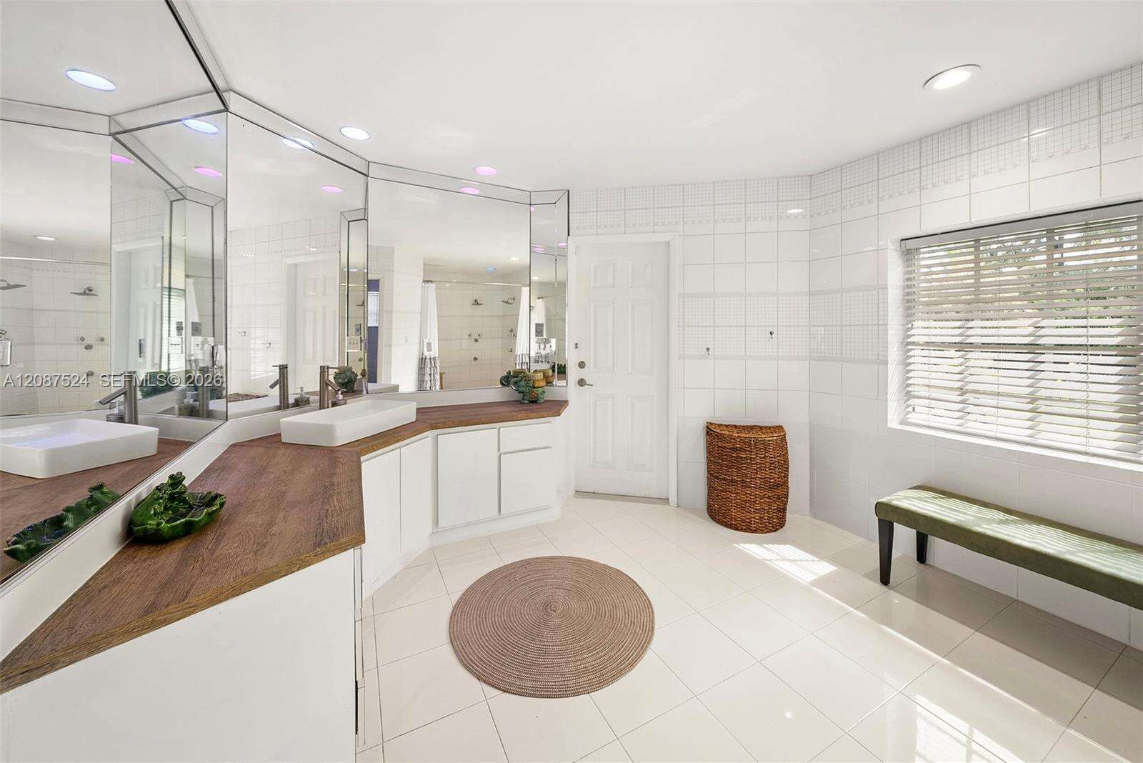 19885 22nd Ave, Miami, FL 33180 - For Sale photo 47