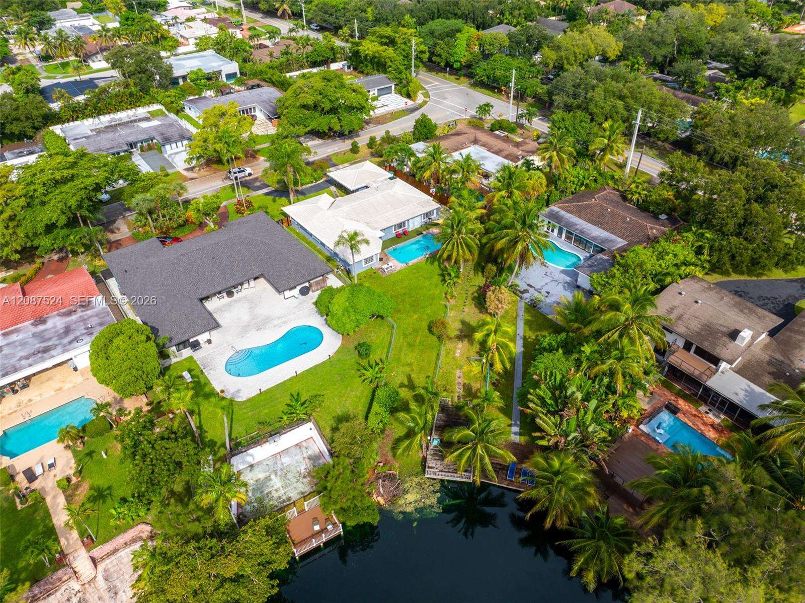 19885 22nd Ave, Miami, FL 33180 - For Sale photo 52