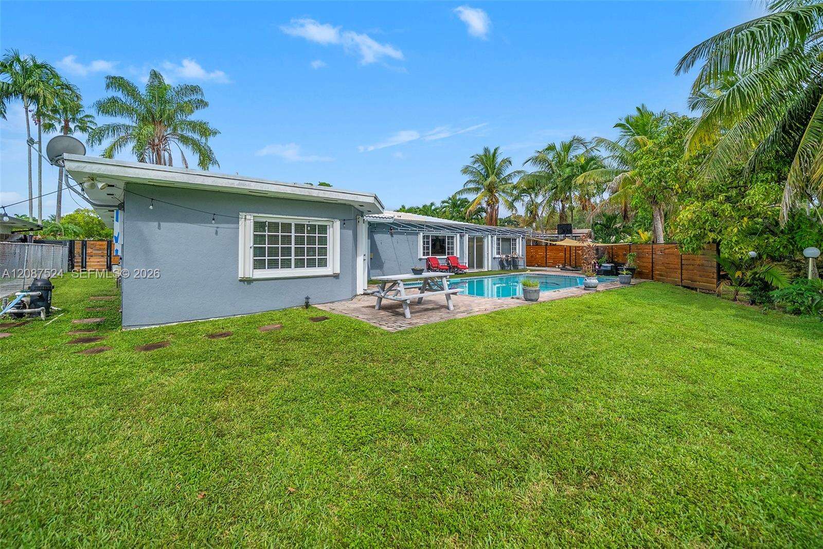 19885 22nd Ave, Miami, FL 33180 - For Sale photo 9