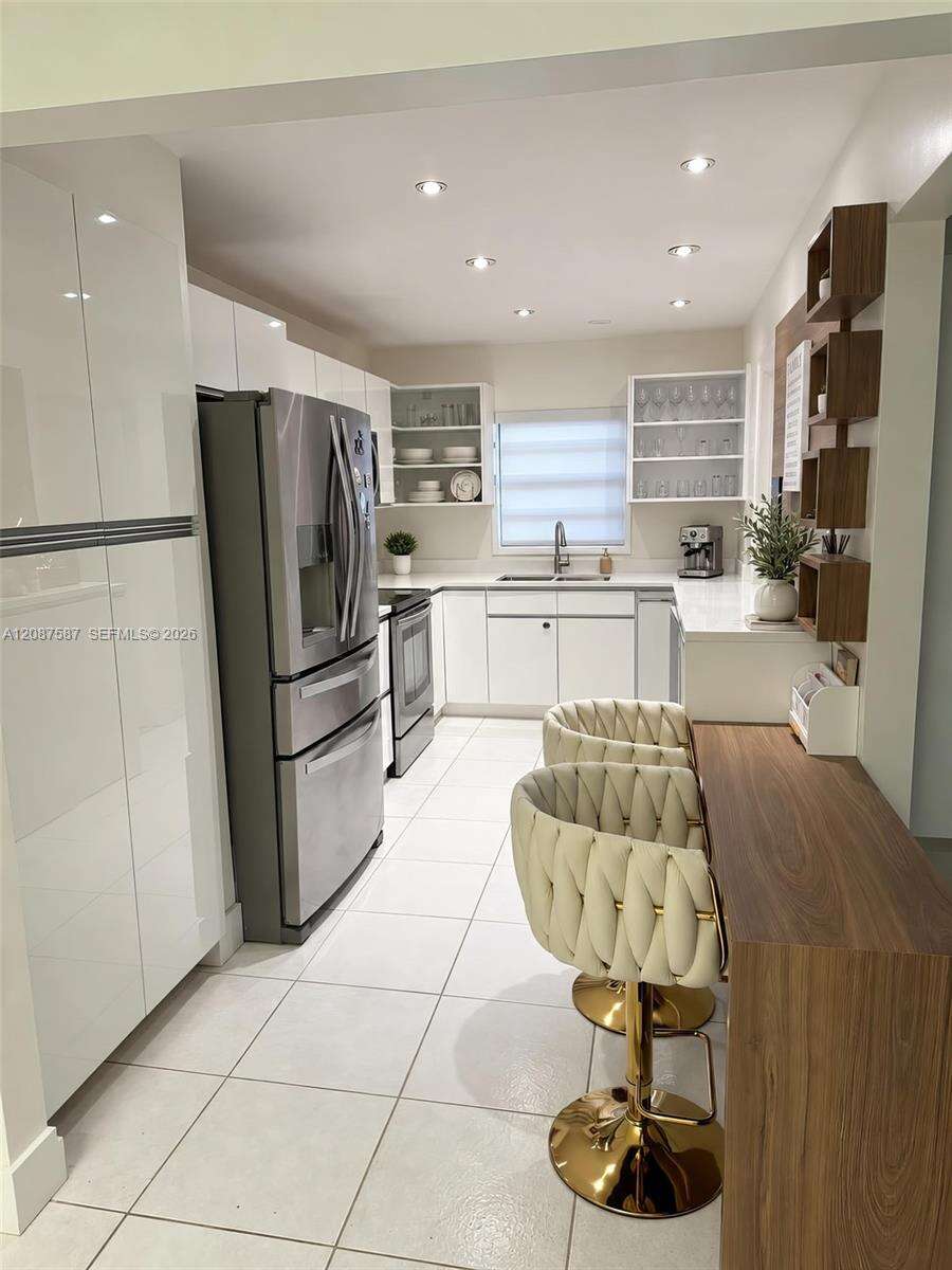 7730 42nd St, Hollywood, FL 33024 - For Sale photo 4