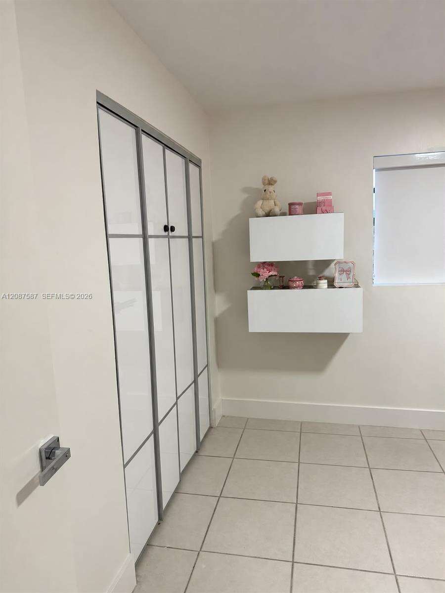 7730 42nd St, Hollywood, FL 33024 - For Sale photo 8