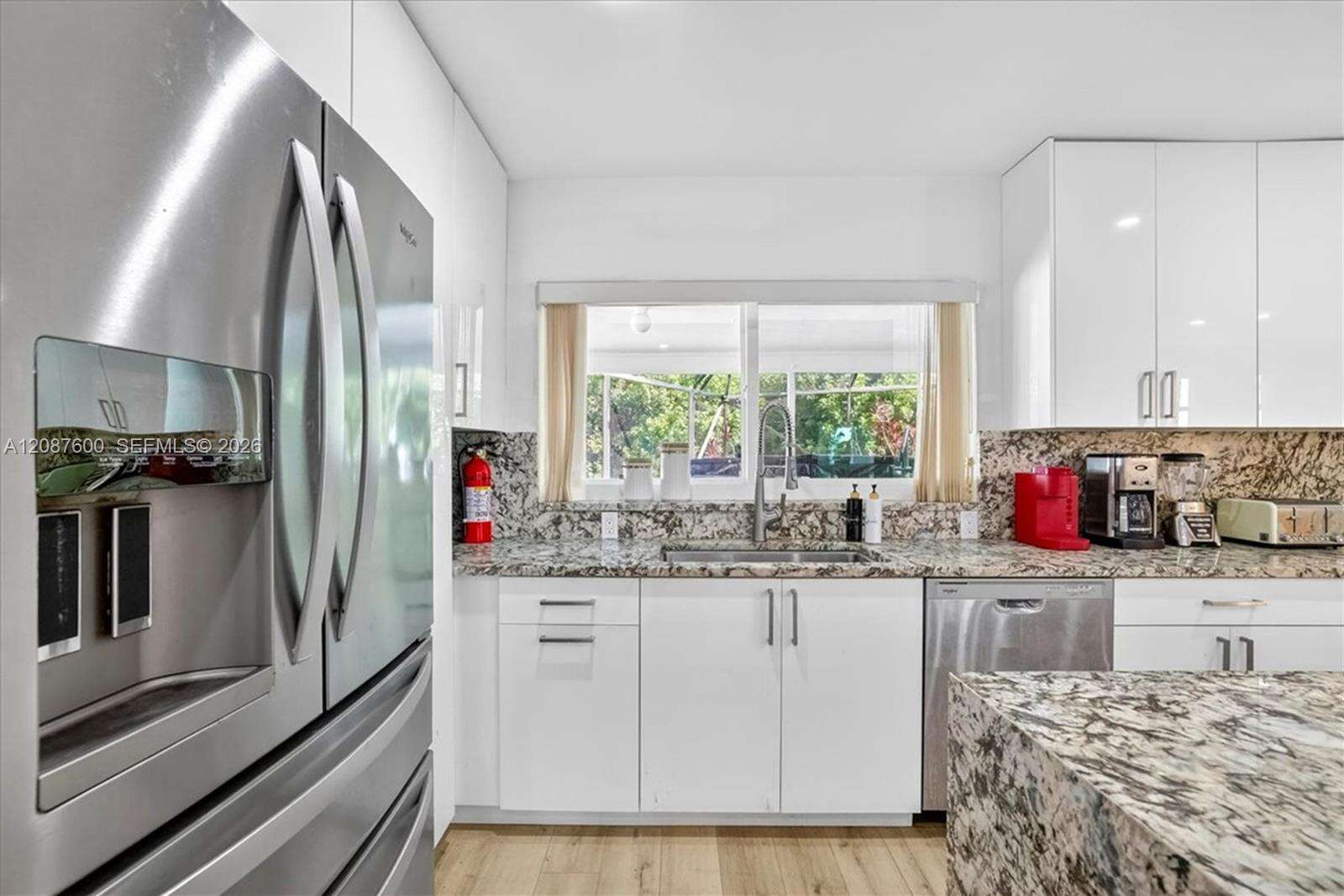 3211 Calle Largo Dr, Hollywood, FL 33021 - For Sale photo 6
