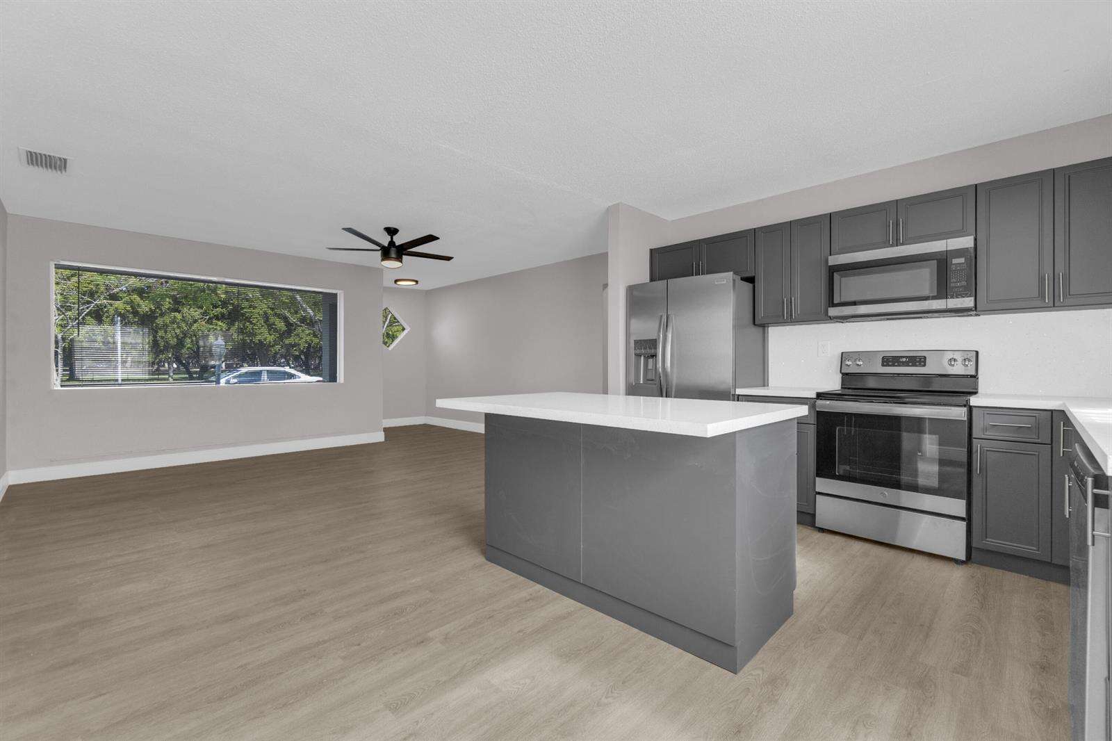 3240 Sheridan, Hollywood, FL 33021 - For Sale photo 6