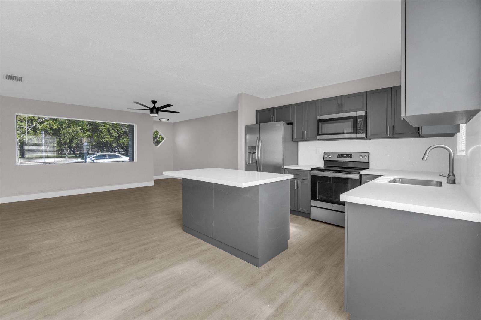 3240 Sheridan, Hollywood, FL 33021 - For Sale photo 7