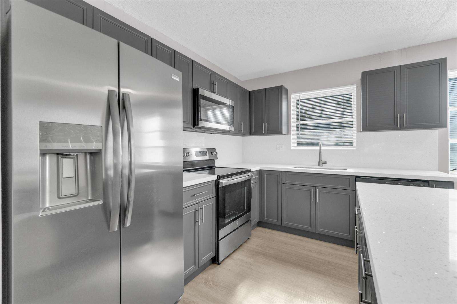 3240 Sheridan, Hollywood, FL 33021 - For Sale photo 10