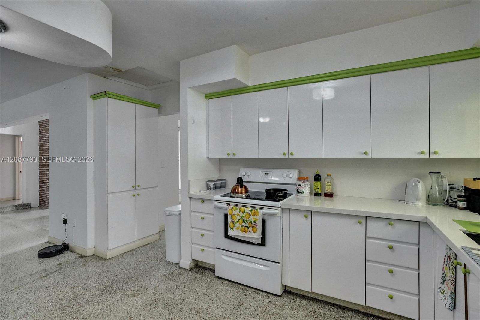 18500 23rd Ct, Miami, FL 33180 - For Sale photo 16