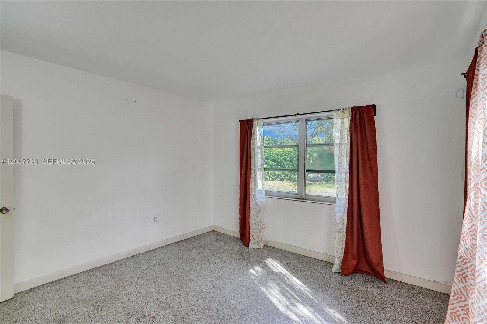 18500 23rd Ct, Miami, FL 33180 - For Sale photo 22