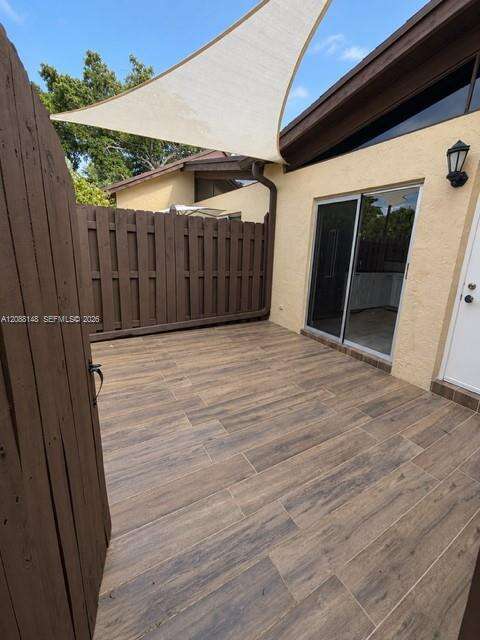 140 Fox Rd, Hollywood, FL 33024 - For Sale photo 1