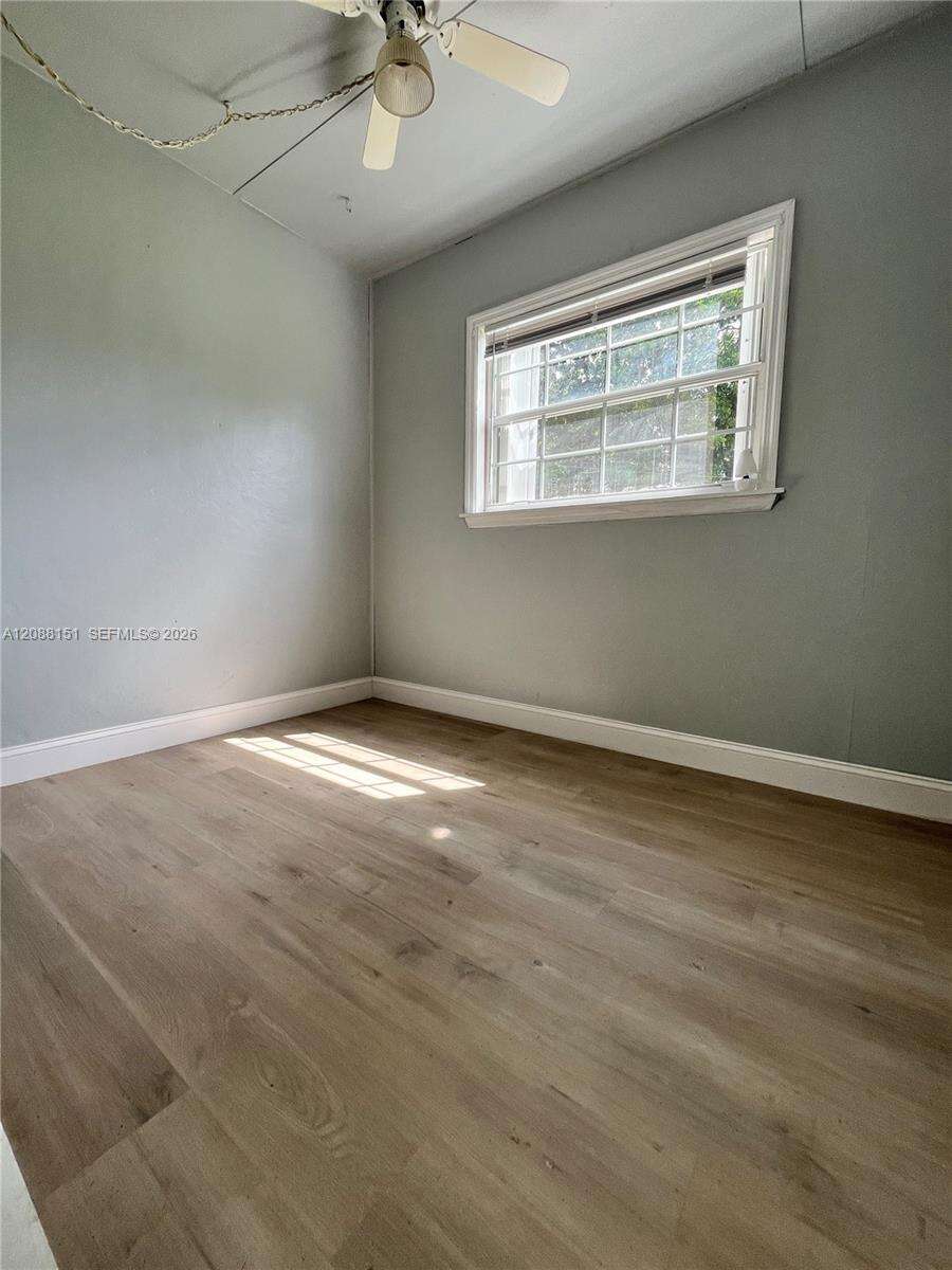 371 67th Ter, Pembroke Pines, FL 33023 - For Sale photo 11