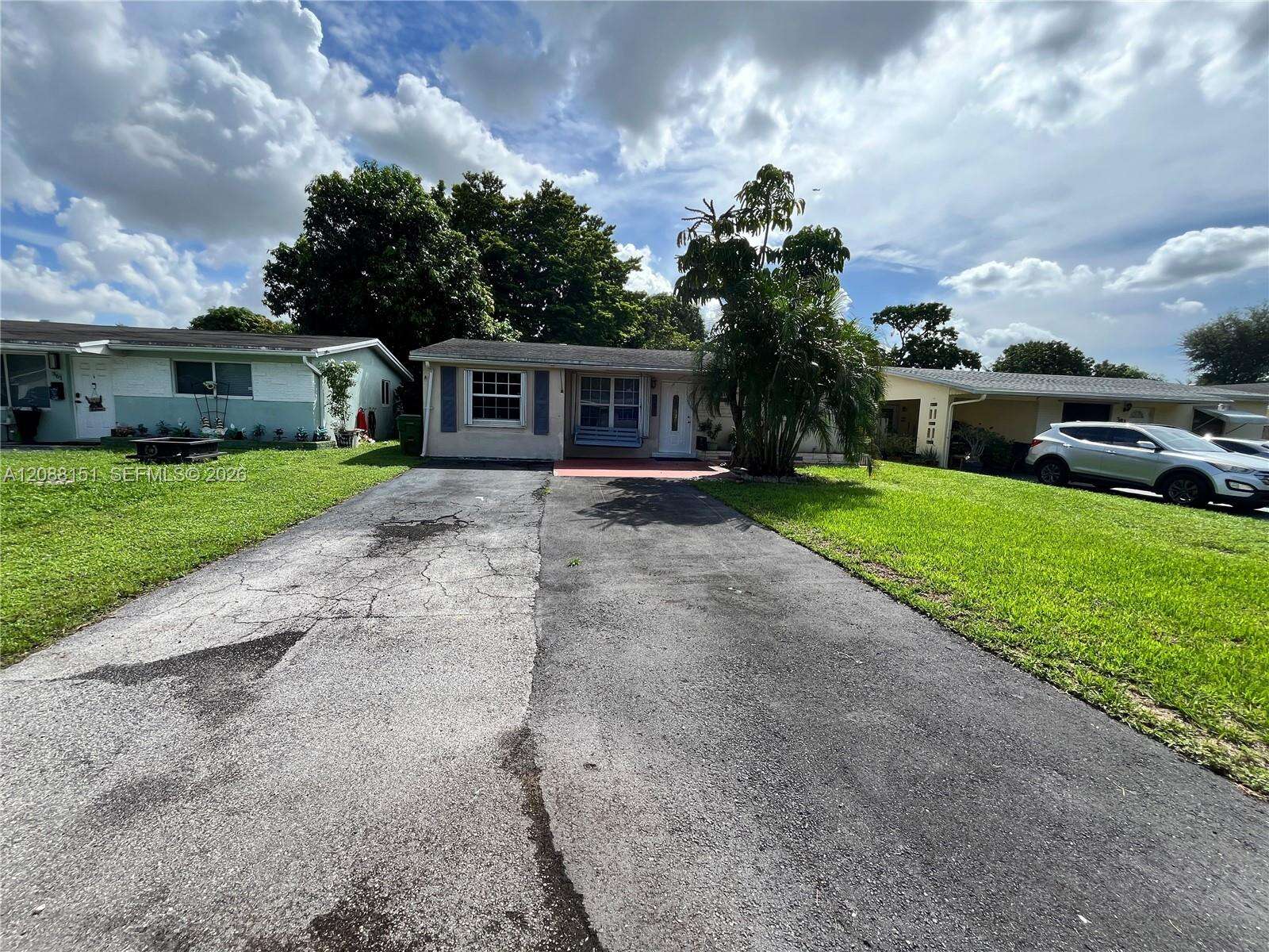 371 67th Ter, Pembroke Pines, FL 33023 - For Sale photo 24