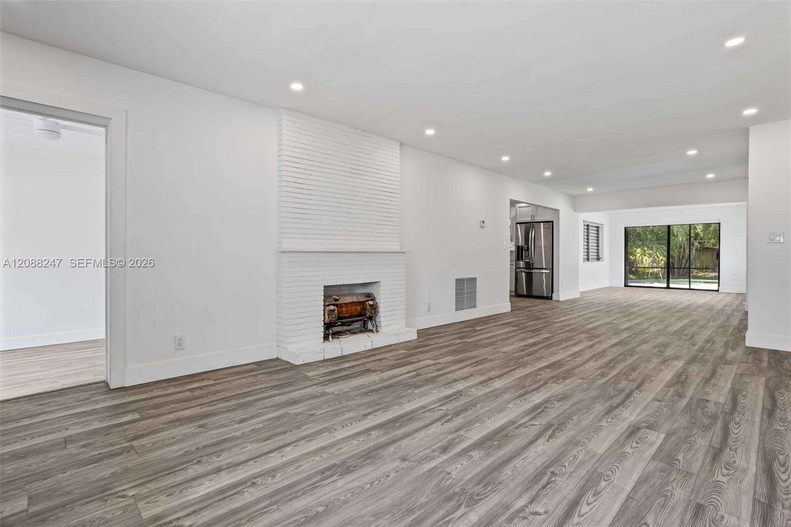 2517 Polk St, Hollywood, FL 33020 - For Sale photo 8