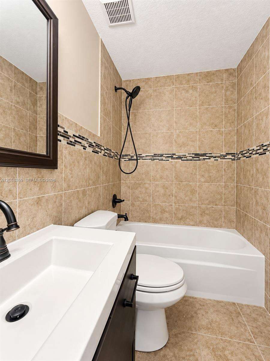 16080 155th Ct, Miami, FL 33187 - For Sale photo 21