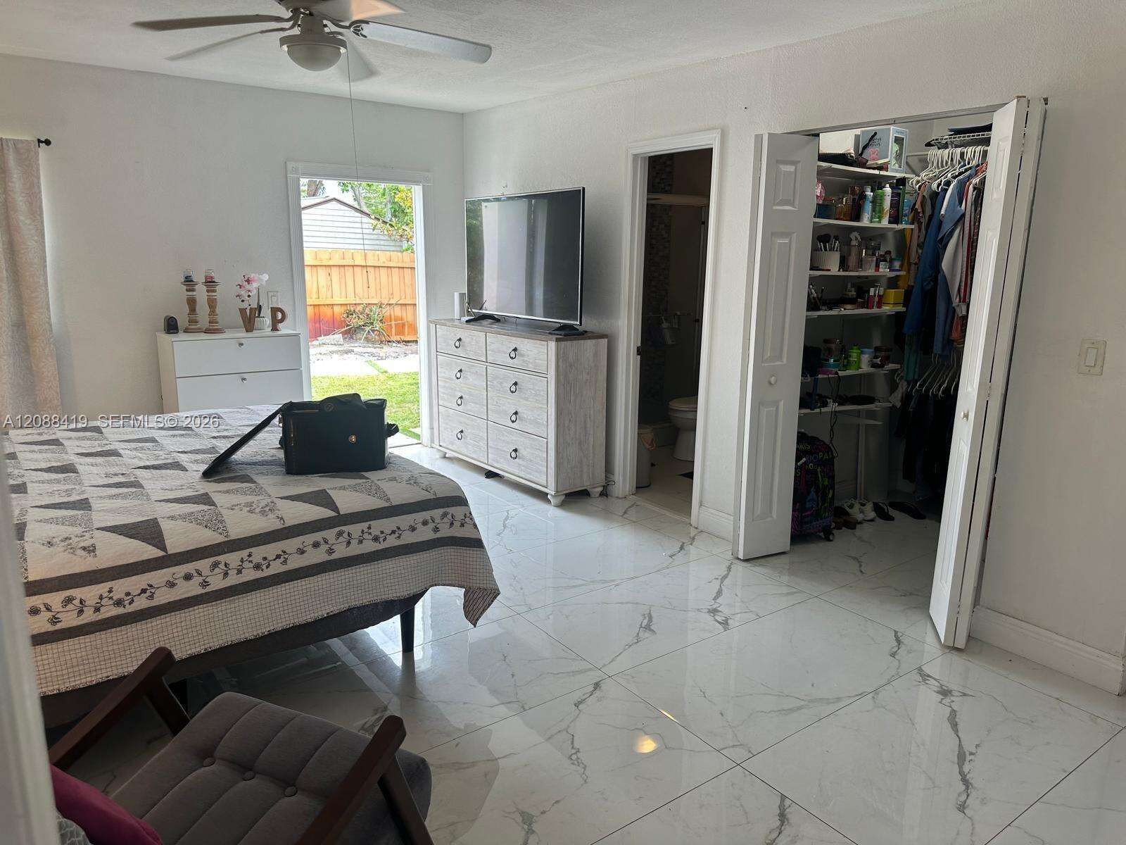 Hollywood, FL 33024 - For Sale photo 7